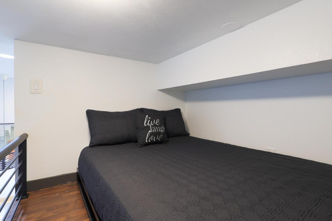 Old West Studio Lofts West Тампа Екстер'єр фото