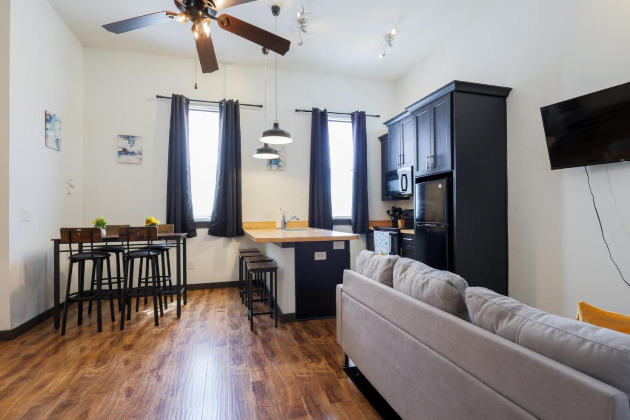 Old West Studio Lofts West Тампа Екстер'єр фото