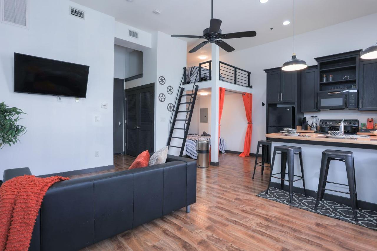 Old West Studio Lofts West Тампа Екстер'єр фото