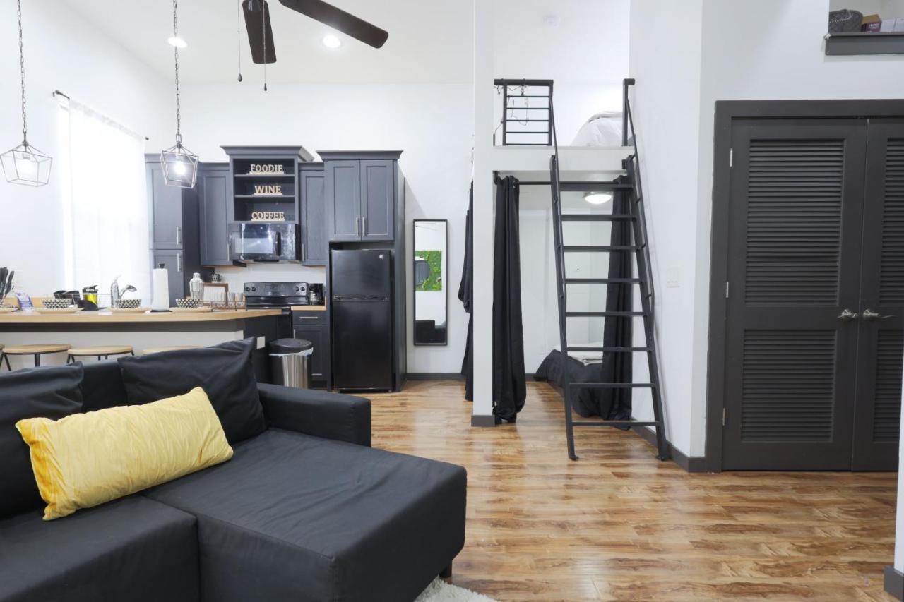 Old West Studio Lofts West Тампа Екстер'єр фото